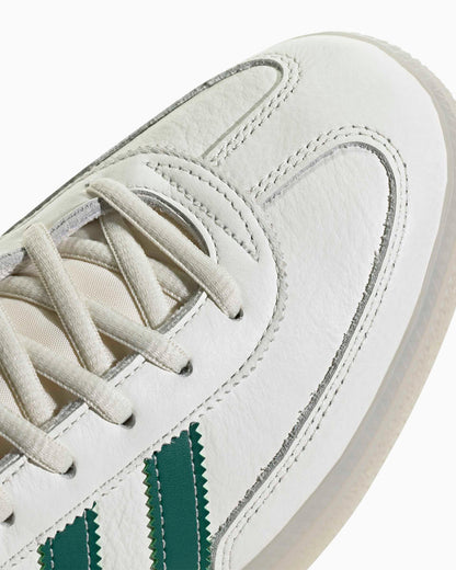 HANDBALL SPEZIAL CUIR BLANCHE ET VERTE