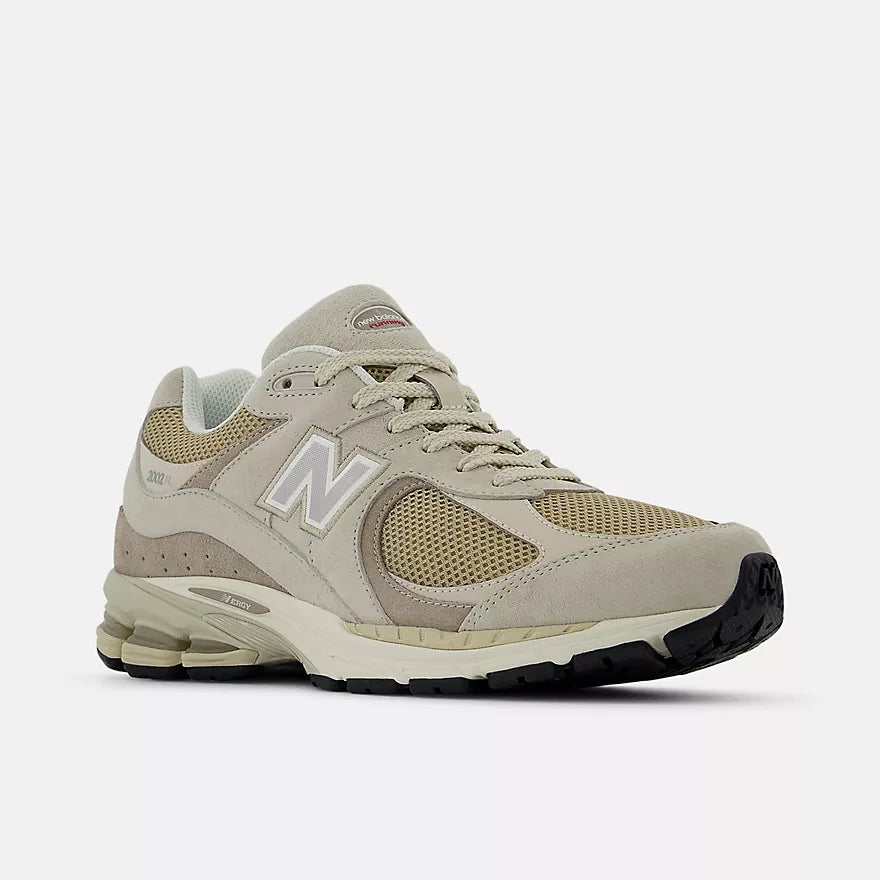 NB 2002 RB